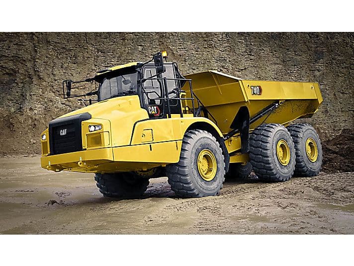 740 Three Axle Articulated Truck