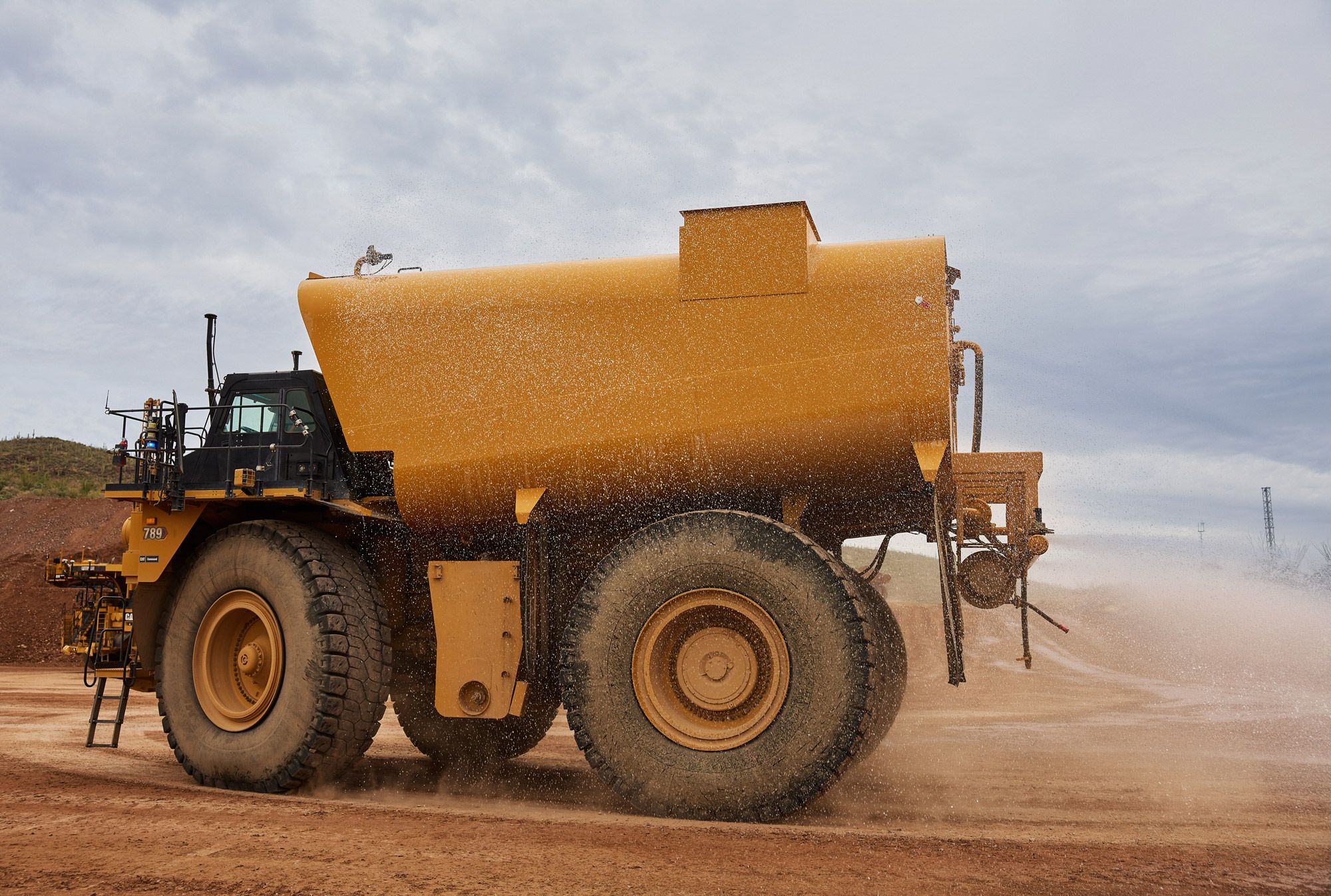 789 (04) autonomous water truck