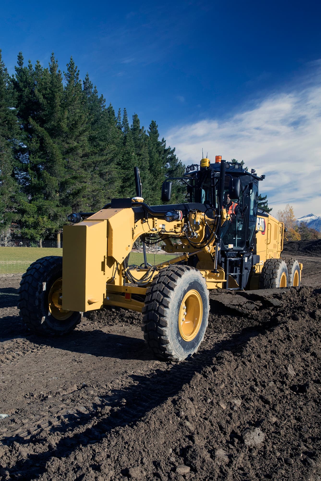 Cat Mastless Motor Grader Technology