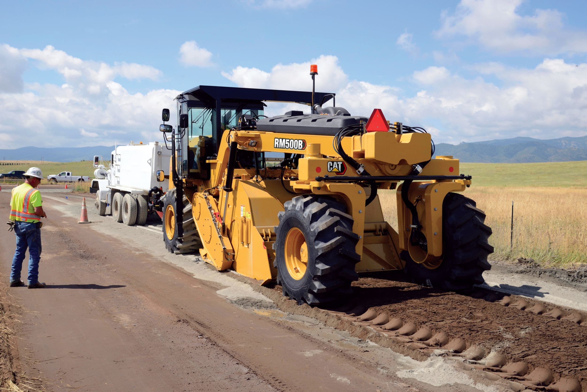 Road Reclaimers and Rotary Mixers - Caterpillar Paving Equipment